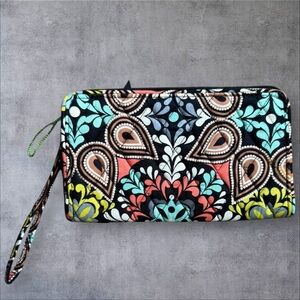 Vera Bradley Zip Wristlet in Sierra NWOT